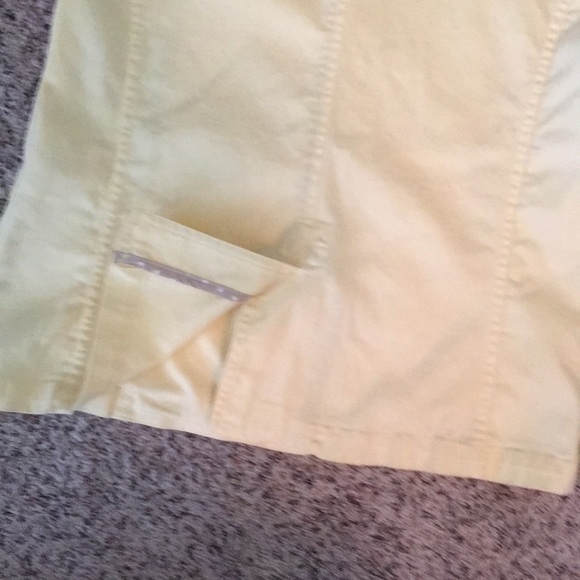 Eddie Bauer women’s yellow ,Jean style jacket. Size M - Picture 6 of 6